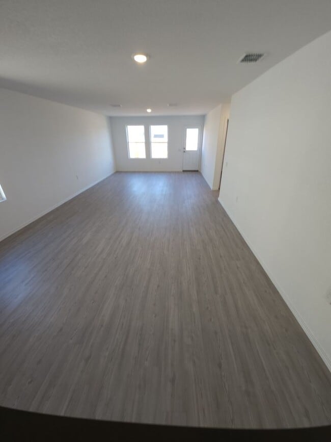 Building Photo - SA- Texas A&M Area / Vida Subdivision