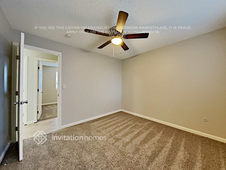 Building Photo - 15831 E Bates Pl
