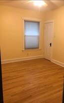 Building Photo - 5143 N Kildare Ave