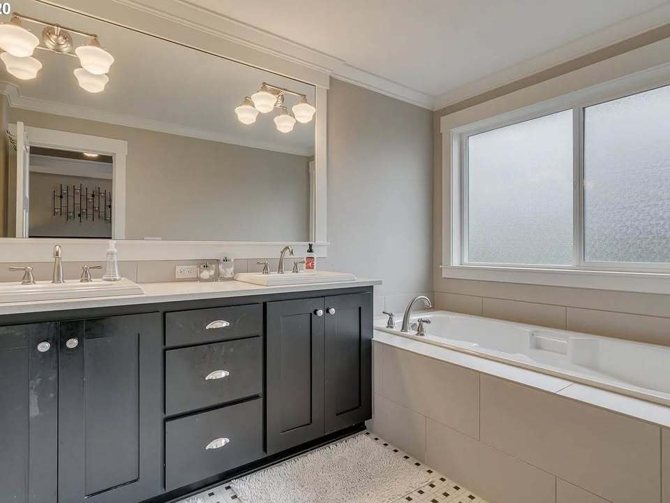 Building Photo - 2518 SE 58th Ave