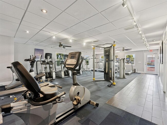 Building Photo - 13693 Orange Sunset Dr