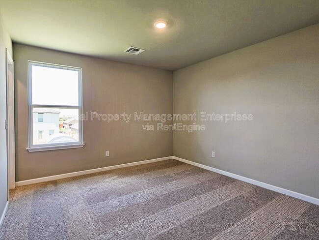 Building Photo - 1616 Amaranth Ln