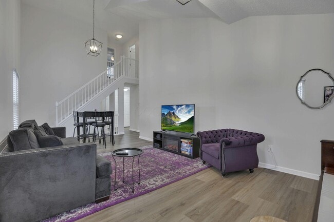 Building Photo - 4976 Conifer Dr