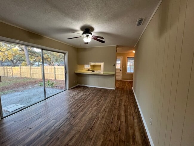 Building Photo - 3 Bedroom/2 Bath Home in Valdosta