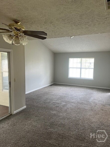 Building Photo - 930 Piercefield Dr