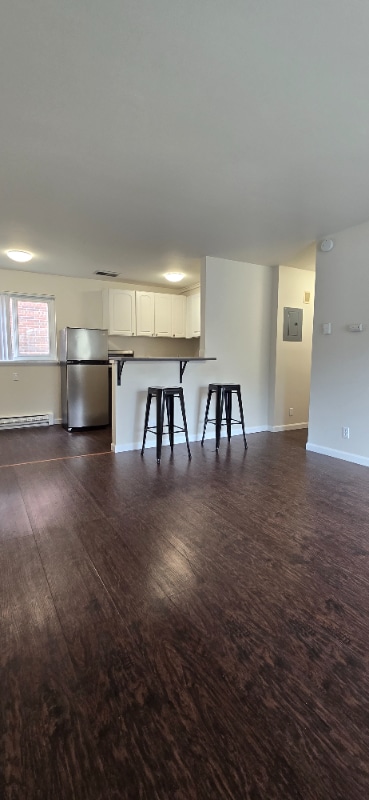 Building Photo - 400 NE 65th St