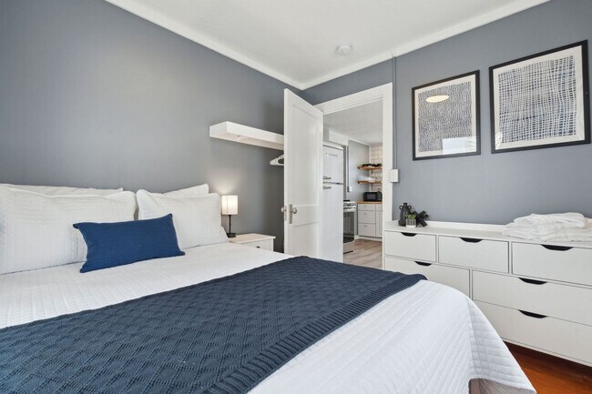 Building Photo - 9 N St