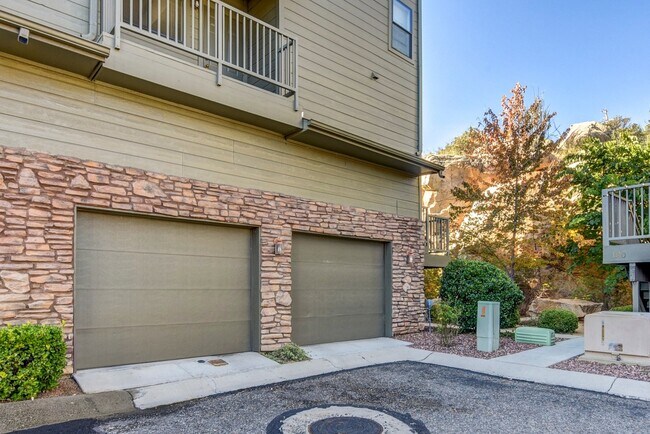 Building Photo - Boulder Park Townhome for Rent