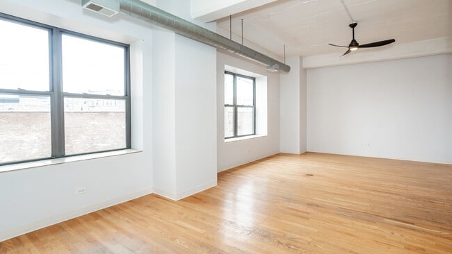 Building Photo - 1846 S Loomis St