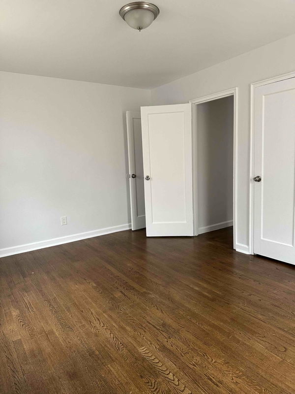 Building Photo - 116 S Grove St