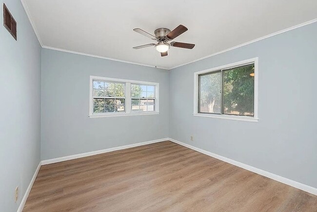 Building Photo - Section 8 Friendly - Updated and Modernized 3-Bedroom Home in Tulsa