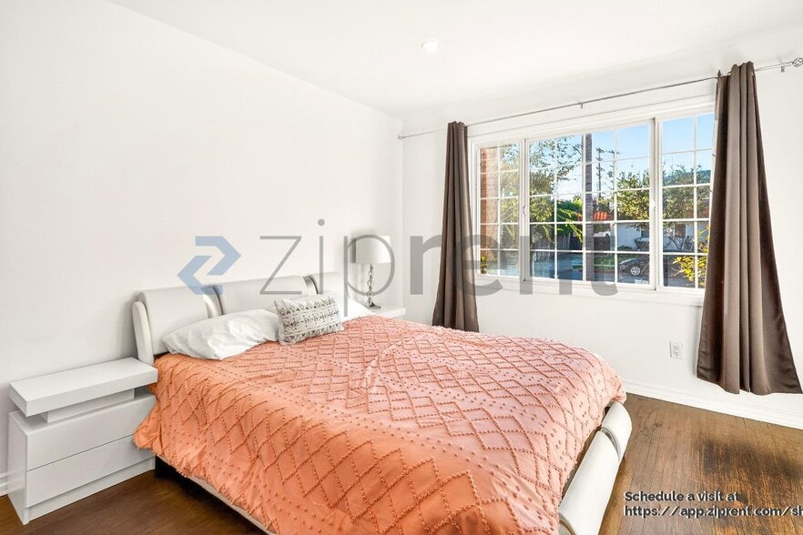 Building Photo - 138 N Hamel Dr