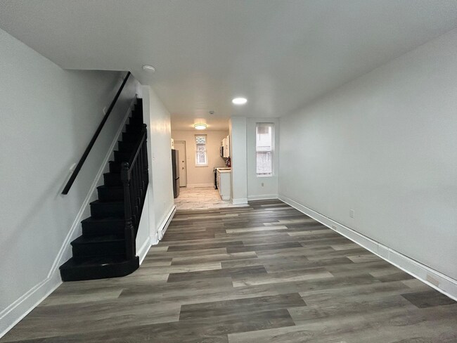 Building Photo - 2736 N Croskey St