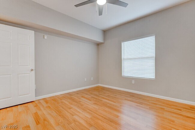 Building Photo - 6650 W Warm Springs Rd