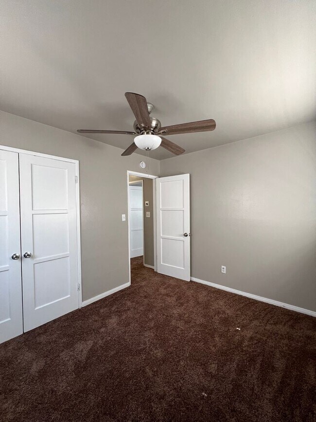 Building Photo - Beautifully Remodeled Home