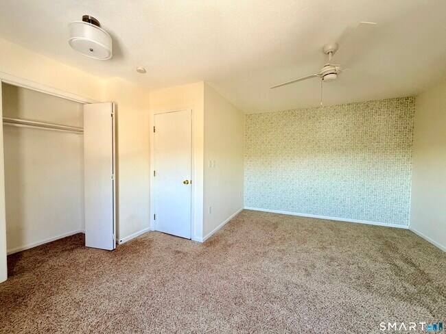 Building Photo - 163 Monticello Dr