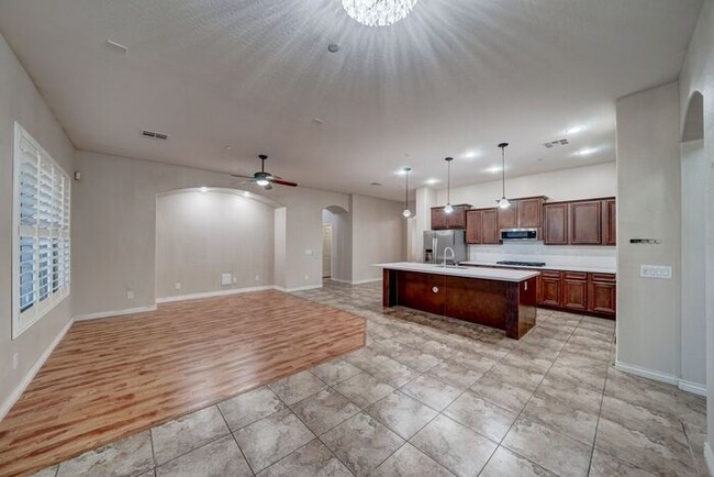 Building Photo - READY TO VIEW NOW! Remodeled-Huge 5 Bedroo...
