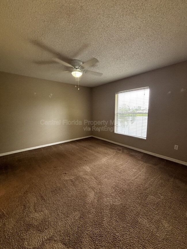 Building Photo - 1627 Long Ridge Ct