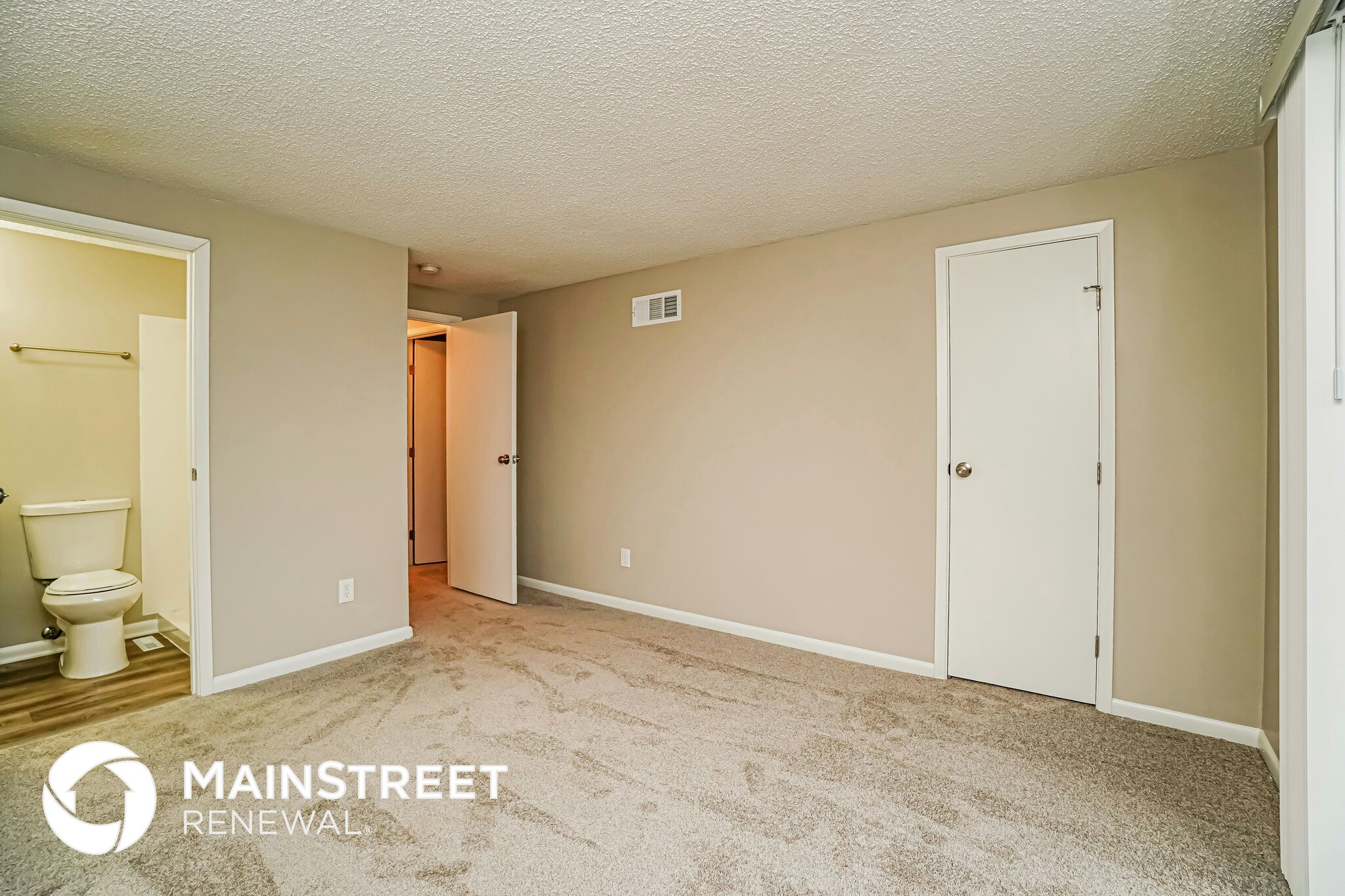 Building Photo - 6464 Firethorn Ave