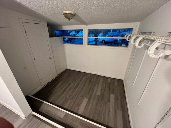 Building Photo - One bedroom cottage