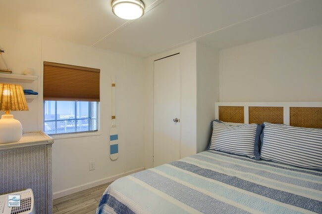 Building Photo - FURNISHED OFF-SEASON SHORT TERM RENTAL (UTILITIES INCLUDED w CAP)