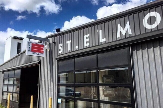 Building Photo - 5616 S 1st St