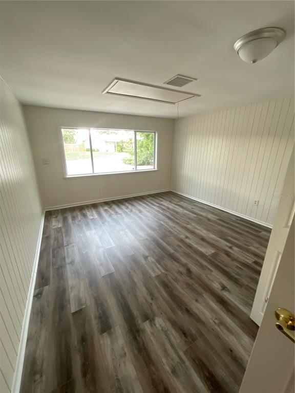 Building Photo - 1477 Nantucket Rd