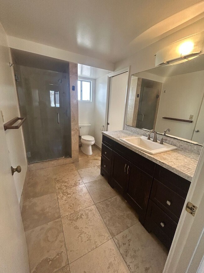 Building Photo - FOR RENT 1+1 Midtown Ventura DUPLEX