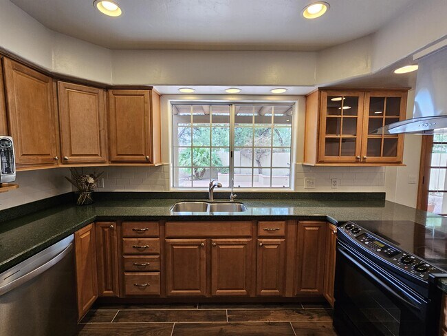 Building Photo - 3049 Palomino Park Loop