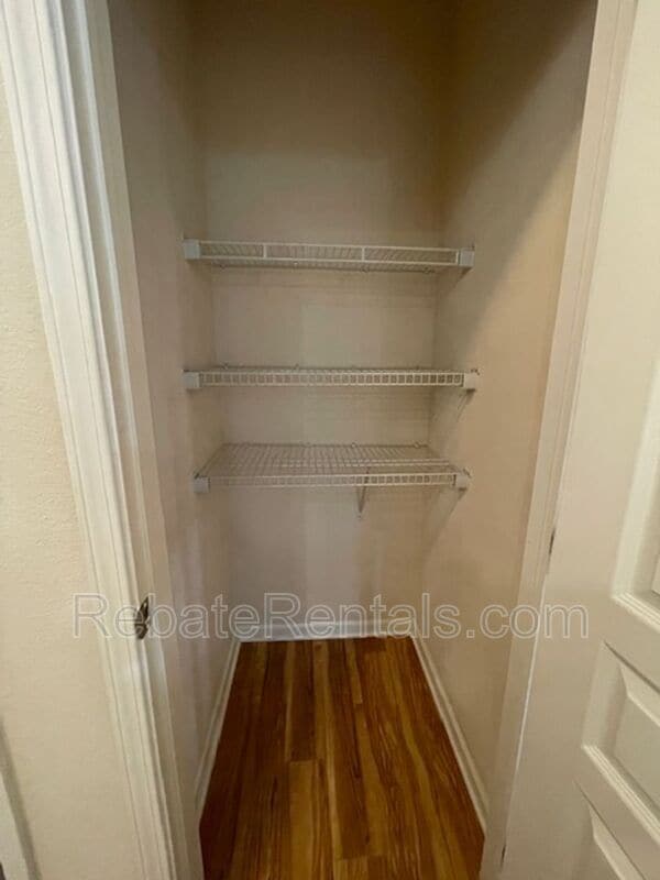 Building Photo - 8290 Gate Pkwy W