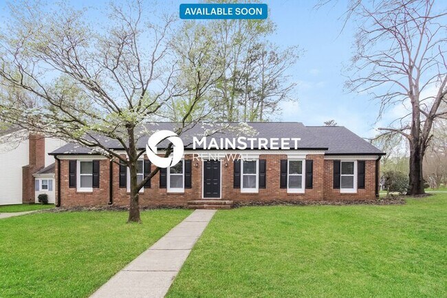 Primary Photo - 3 Bedroom Pet-Friendly Home in CHARLOTTE, ...