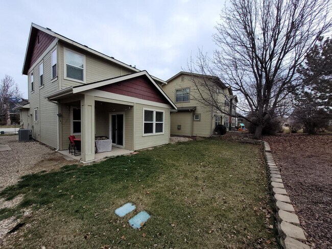 Building Photo - Dog Friendly Home in Boise!