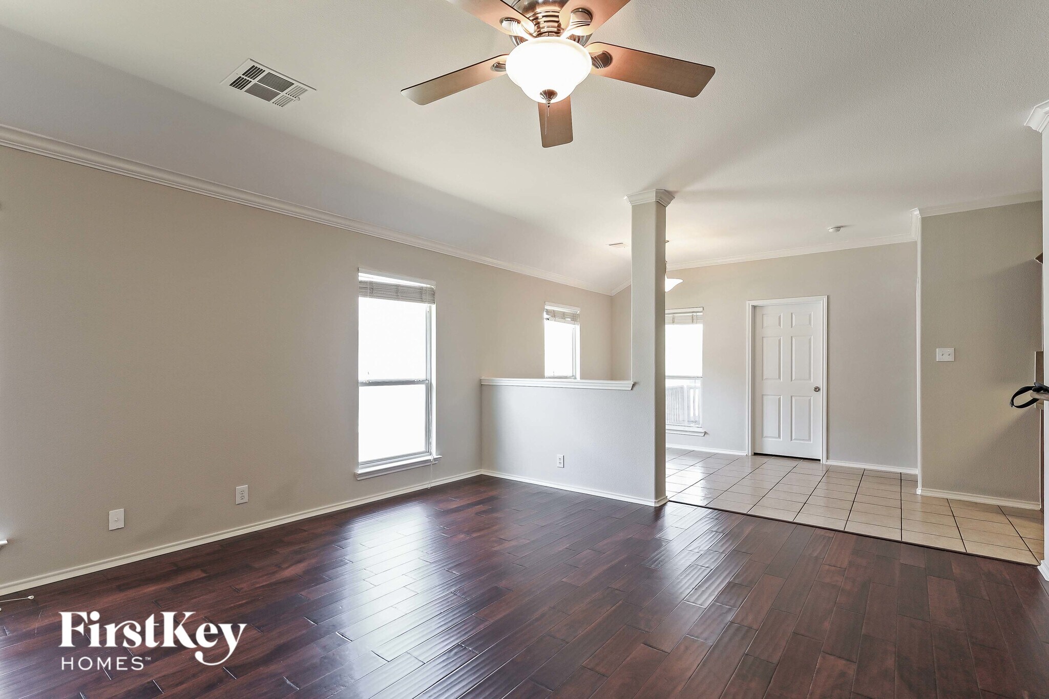 Building Photo - 315 Willow Grove Dr