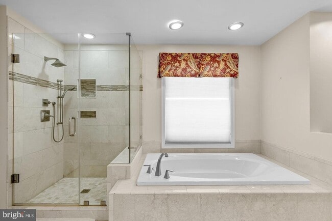 Building Photo - 4556 Minuteman Dr