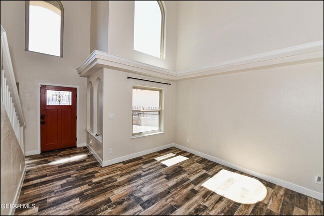 Building Photo - 3413 Tea Rose Pl