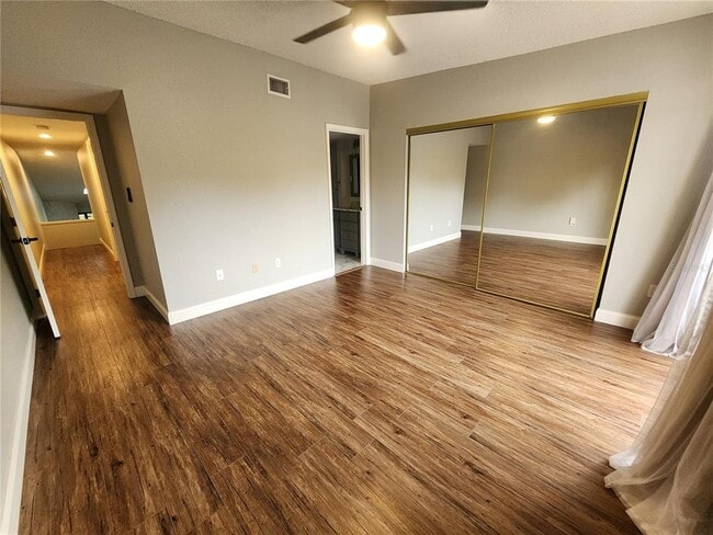 Building Photo - 6236 93rd Terrace N