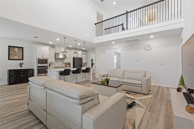 Building Photo - 708 Leeward Pass