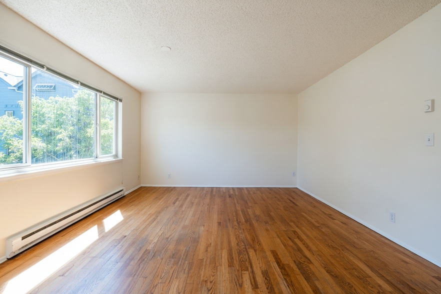 Interior Photo - Lake Vista Apartments