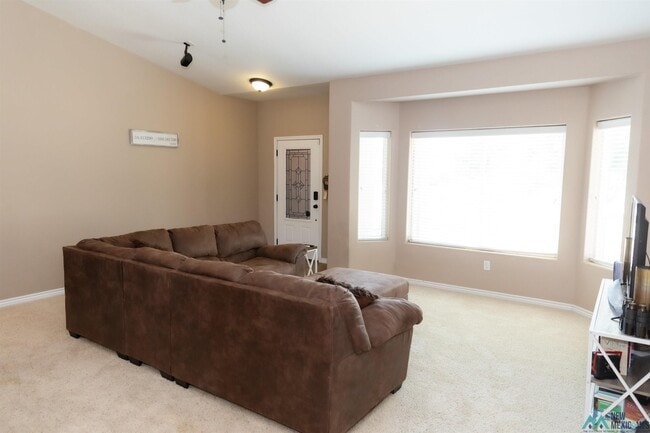 Building Photo - 3008 Fred Daugherty Dr
