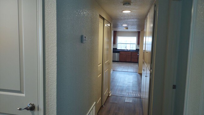 Building Photo - 8956 Red Leaf Way