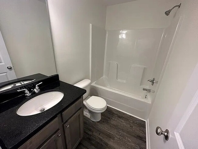 Building Photo - Available soon!