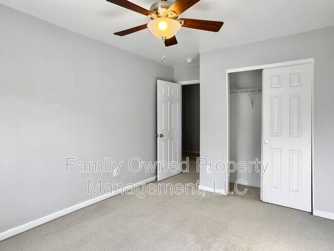 Building Photo - 100 Salem Creek Dr