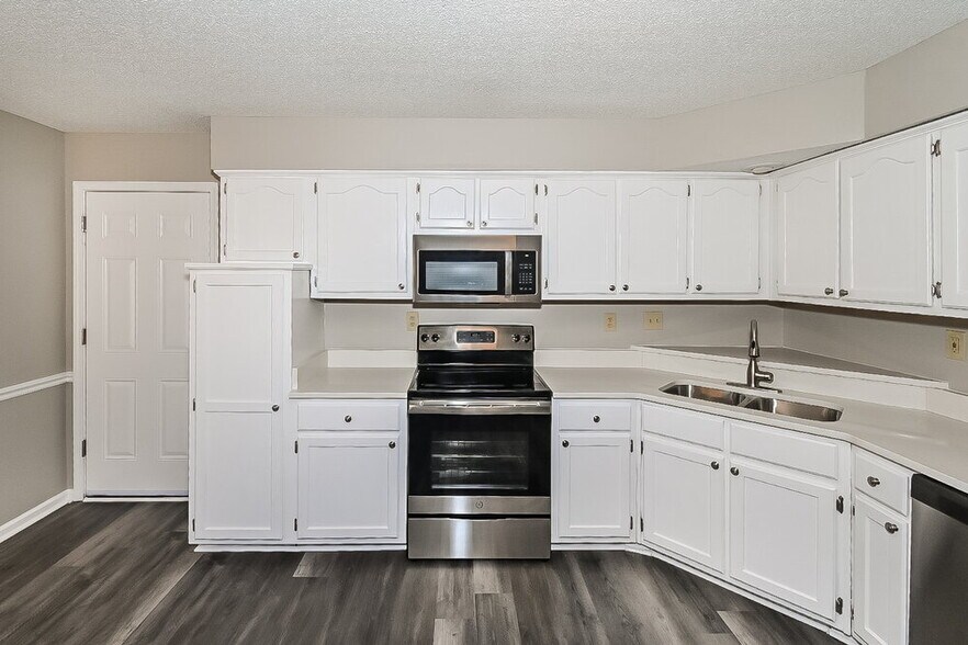 Building Photo - 7976 Tankard Dr