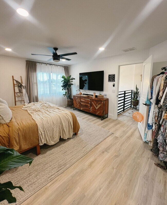 Building Photo - 9775 Arbor Meadow Dr
