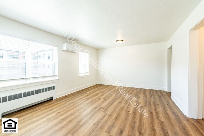 Building Photo - 1823 Griswold Dr