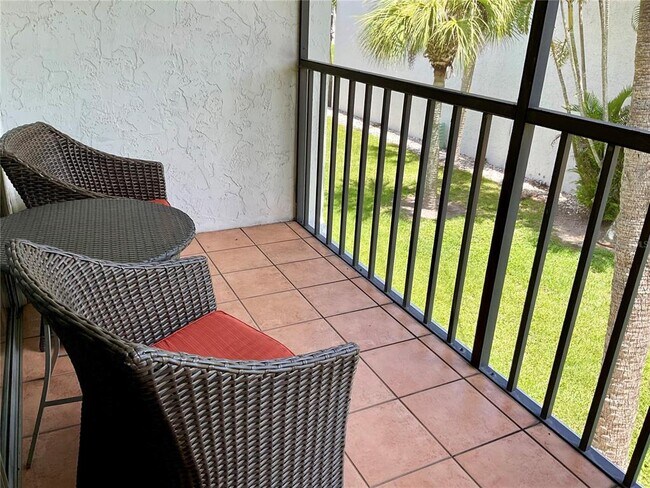 Building Photo - 3213 S Beneva Rd