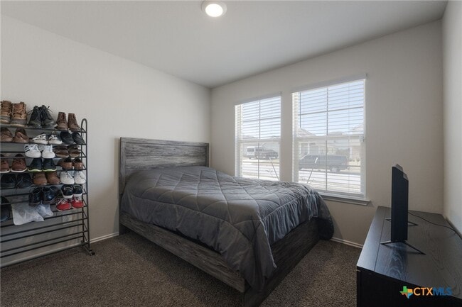 Building Photo - 2334 Aylesbury Dr