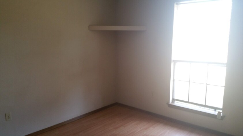 Bedroom 3 - 10158 Azrok Ave