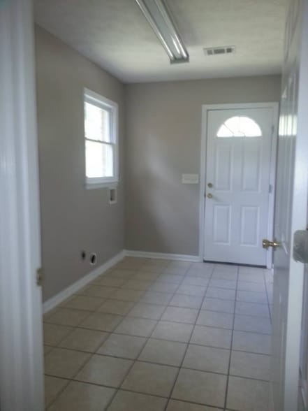 Building Photo - 375 Lee Rd 238
