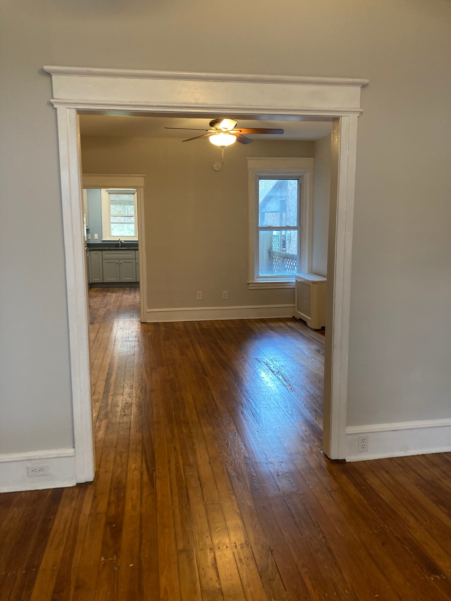 Building Photo - 5271 Ridge Ave